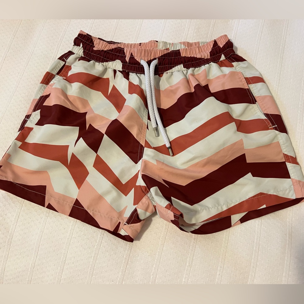 Men's Geometric Swim Trunks in Red and White